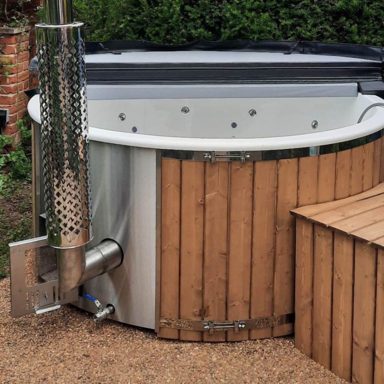 XL Hot Tub 8 Person PREMIUM PACKAGE Baltic Hot Tubs